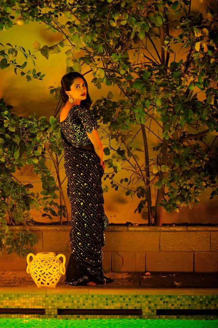 Trousseau floral Sari with diamantes